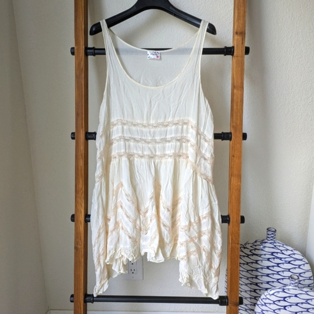 NWOT Intimately Free People Women's Cream Sleeveless Tank Top With Embroidery